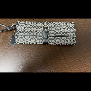Barely used Coach wristlet